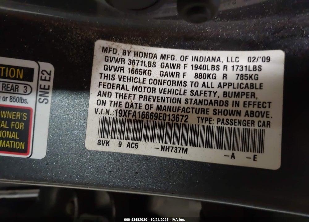 2009 HONDA CIVIC VIN: 19XFA16669E013672