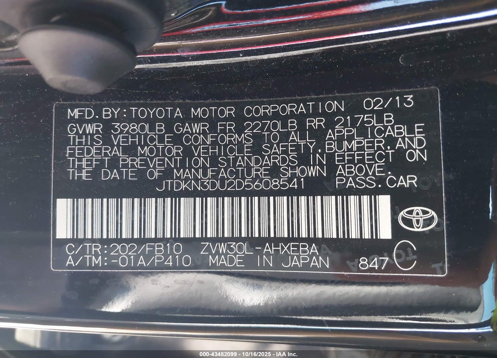 2013 TOYOTA PRIUS TWO VIN: JTDKN3DU2D5608541