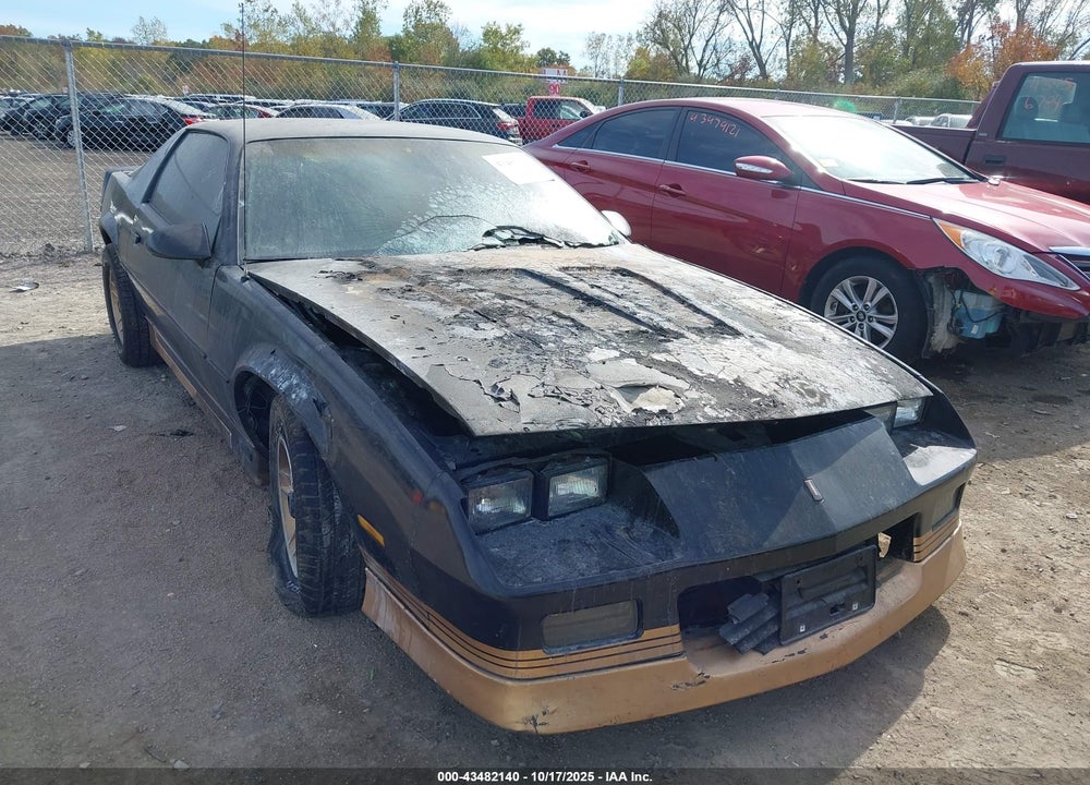 1985 CHEVROLET CAMARO VIN: 1G1FP87F1FN110056