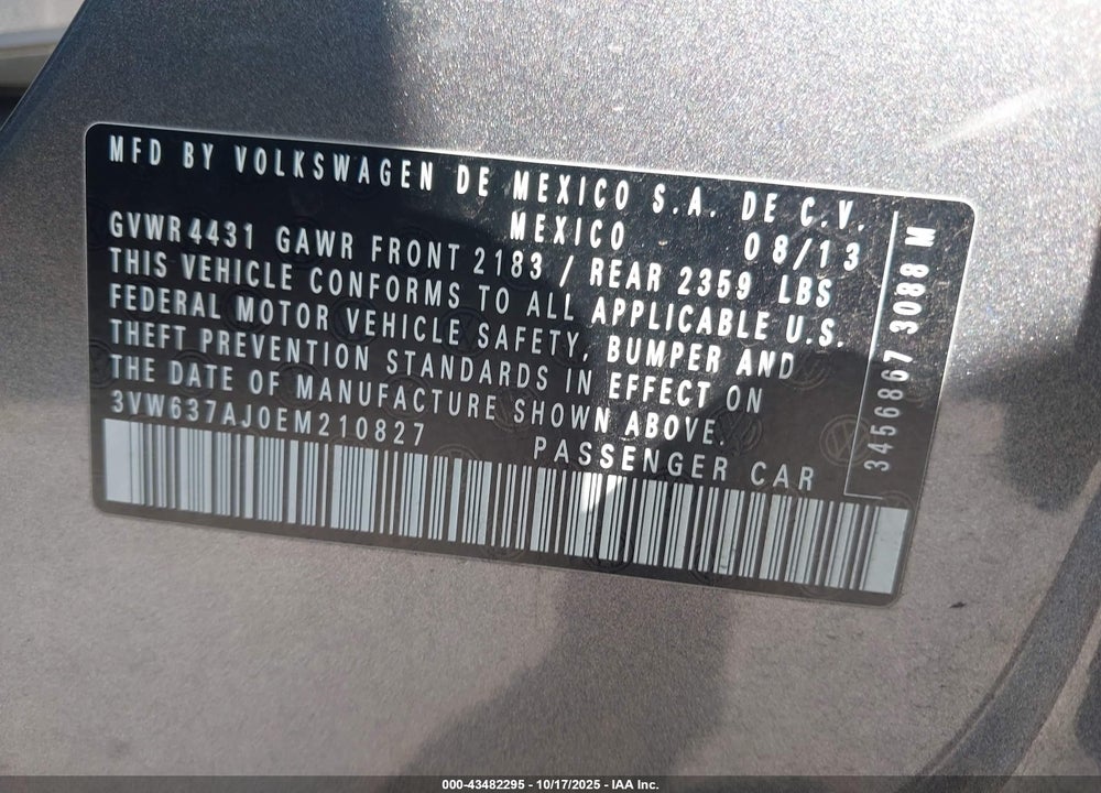 2014 VOLKSWAGEN JETTA HYBRID SEL PREMIUM VIN: 3VW637AJ0EM210827