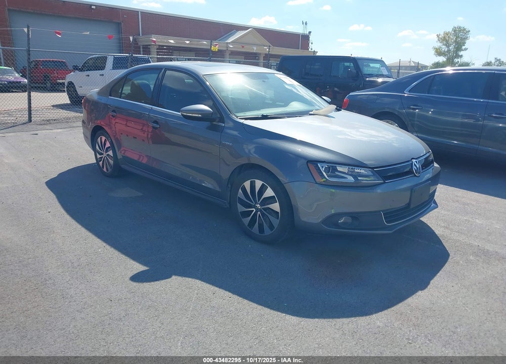 2014 VOLKSWAGEN JETTA HYBRID SEL PREMIUM VIN: 3VW637AJ0EM210827