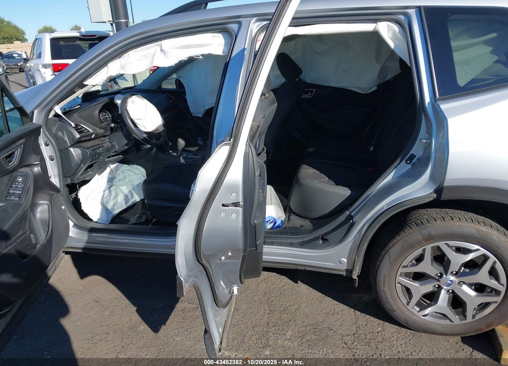 2019 SUBARU FORESTER PREMIUM VIN: JF2SKAGC0KH499574