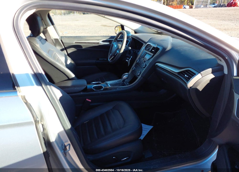 2013 FORD FUSION VIN: 3FA6P0HR8DR228946
