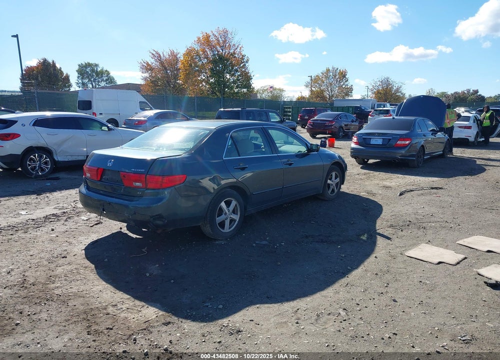 2005 HONDA ACCORD 2.4 EX VIN: 1HGCM56725A107685