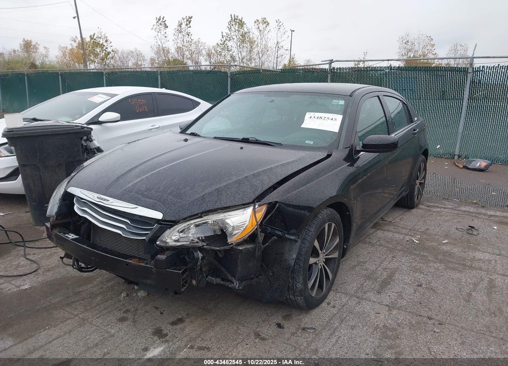 2013 CHRYSLER 200 VIN: 1C3CCBBG8DN728012