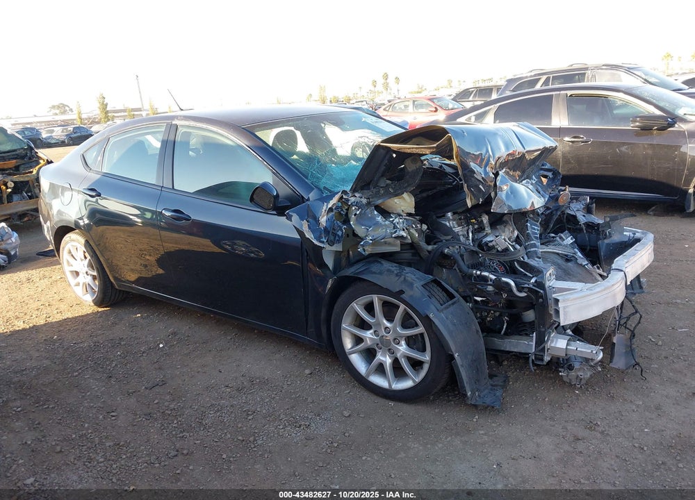 2013 DODGE DART SXT VIN: 1C3CDFBA3DD302735