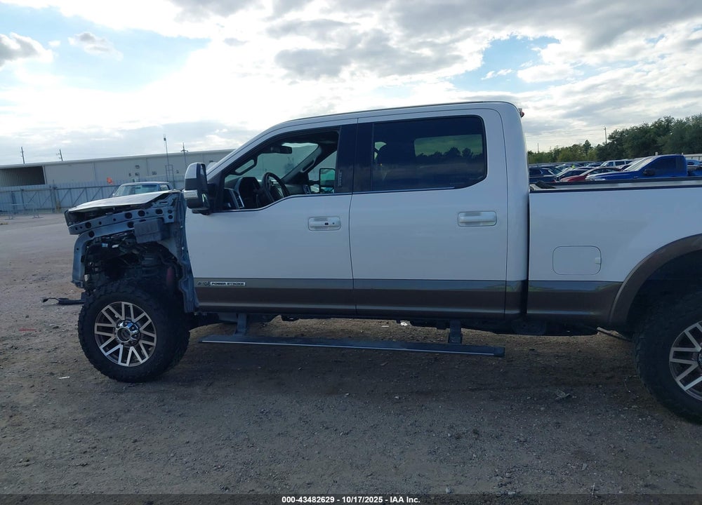 2017 FORD F-250 KING RANCH VIN: 1FT7W2BT5HEE62715