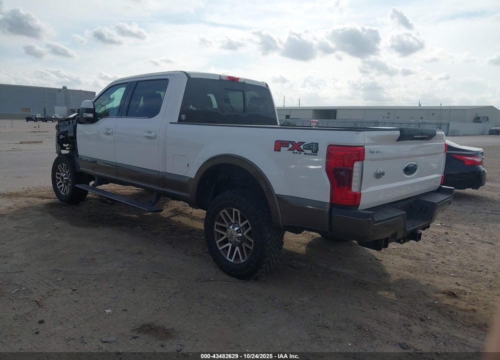 2017 FORD F-250 KING RANCH VIN: 1FT7W2BT5HEE62715
