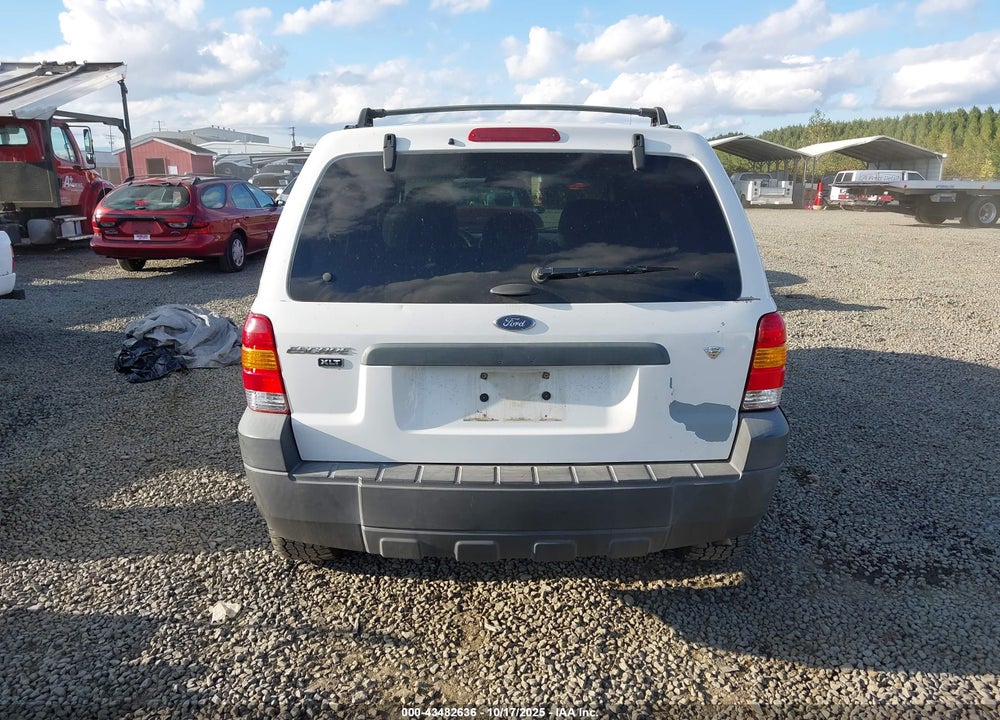 2006 FORD ESCAPE VIN: 1FMYU93196KC49308