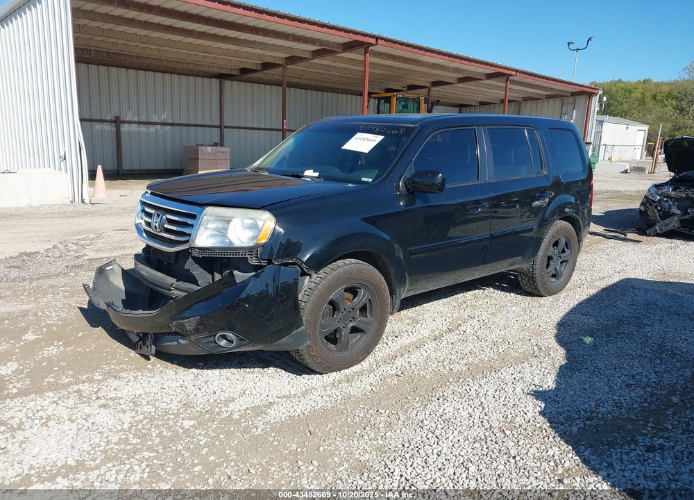 2015 HONDA PILOT VIN: 5FNYF4H58FB004347