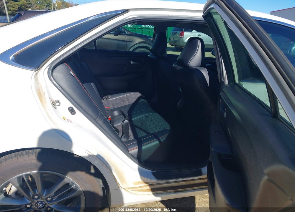 2016 TOYOTA CAMRY SE VIN: 4T1BF1FK7GU264689