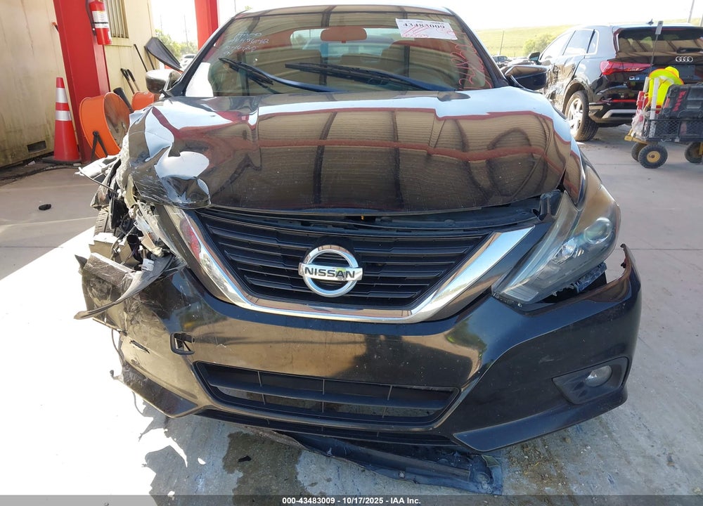 2018 NISSAN ALTIMA VIN: 1N4AL3AP0JC186024