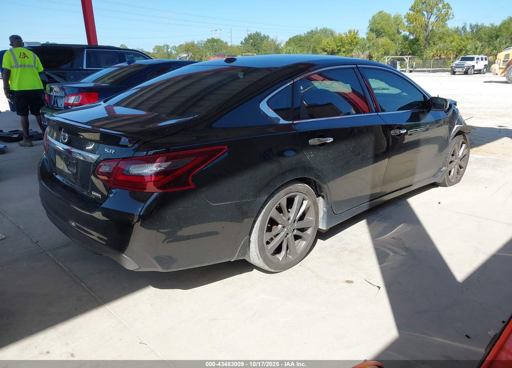 2018 NISSAN ALTIMA VIN: 1N4AL3AP0JC186024
