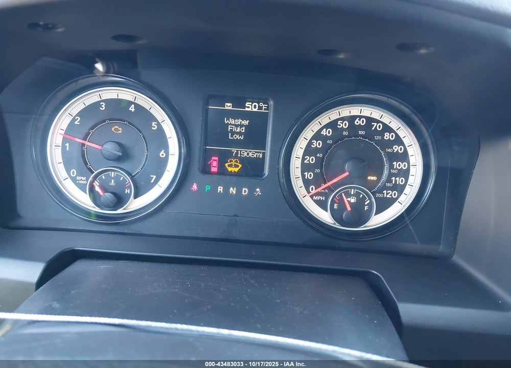 2017 RAM 1500 ST VIN: 1C6RR7FG1HS684851
