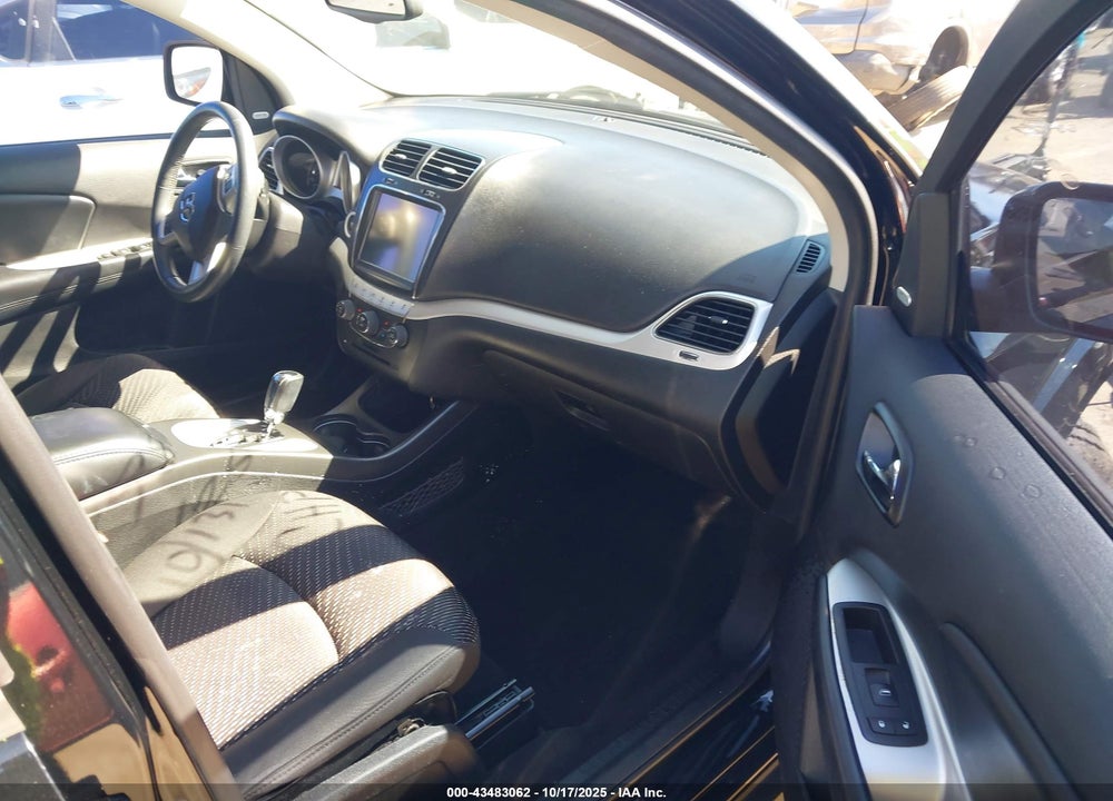 2015 DODGE JOURNEY SXT VIN: 3C4PDCBG0FT506566