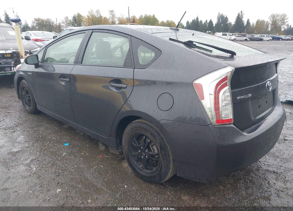 2013 TOYOTA PRIUS FOUR VIN: JTDKN3DU7D5597682