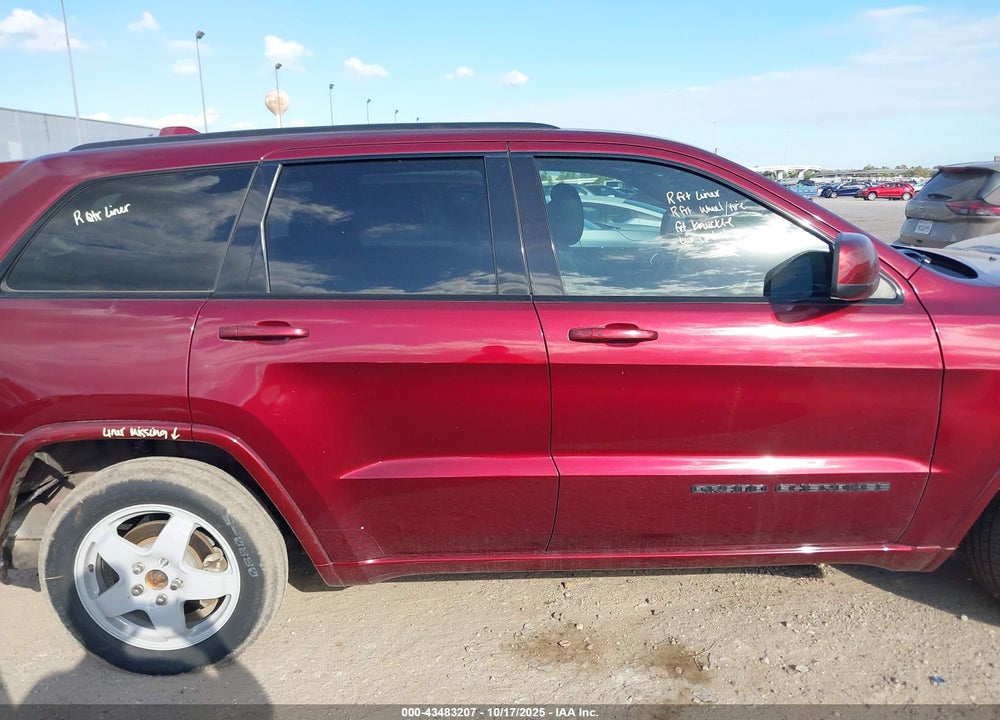 2018 JEEP GRAND CHEROKEE ALTITUDE 4X2 VIN: 1C4RJEAG3JC252953