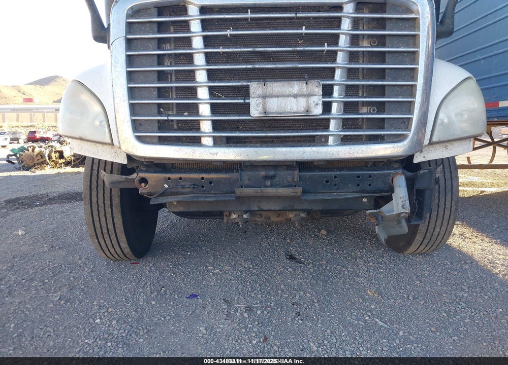 2015 FREIGHTLINER CASCADIA 125 VIN: 3AKJGLD55FSGD5046