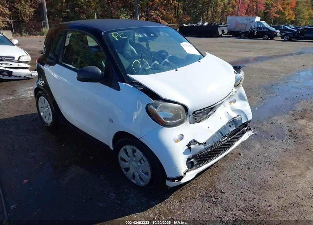 2016 SMART FORTWO VIN: WMEFJ5DA7GK056573