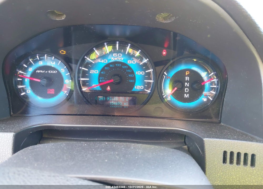 2011 FORD FUSION VIN: 3FAHP0HA3BR199789