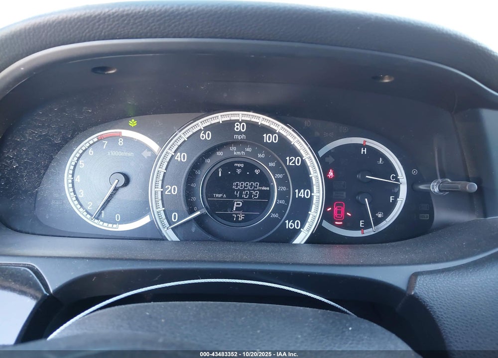 2017 HONDA ACCORD VIN: 1HGCR2F30HA041848