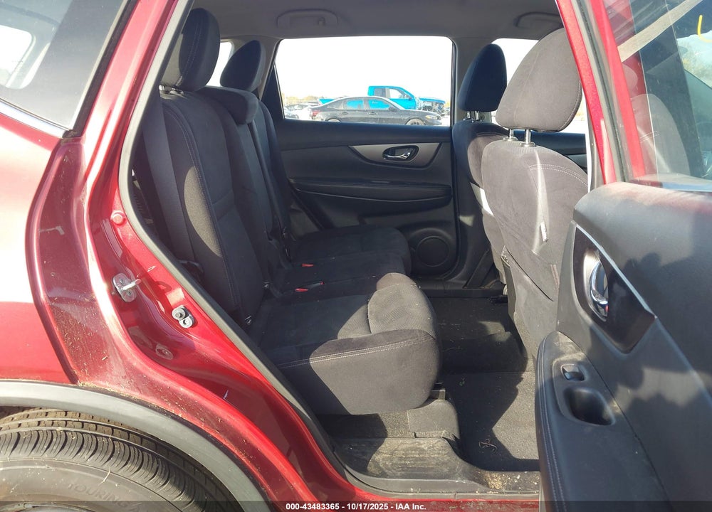 2016 NISSAN ROGUE S VIN: JN8AT2MV1GW138512