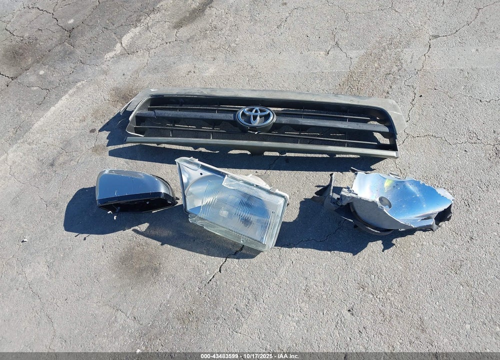 1998 TOYOTA 4RUNNER VIN: JT3GM84RXW0032106
