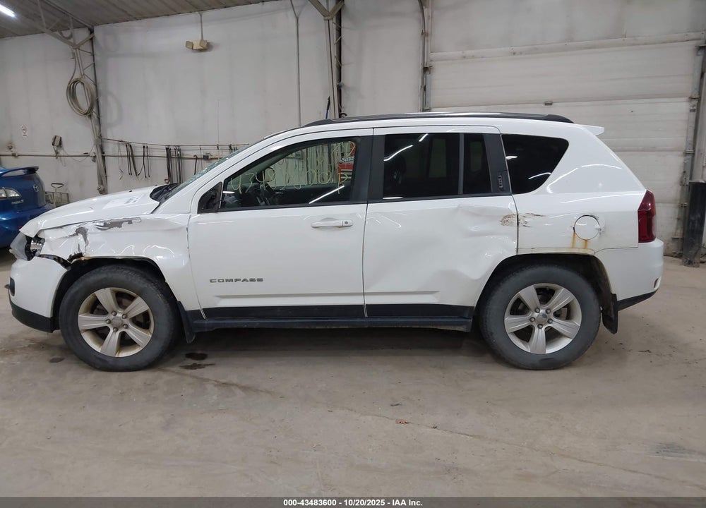 2014 JEEP COMPASS LATITUDE VIN: 1C4NJDEB5ED641701