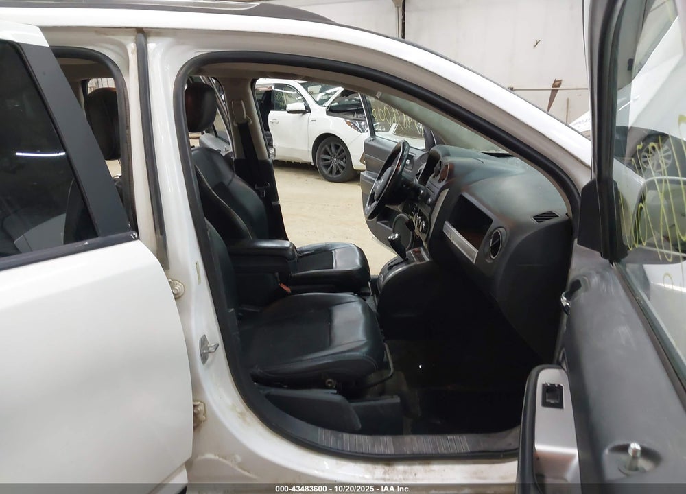2014 JEEP COMPASS LATITUDE VIN: 1C4NJDEB5ED641701