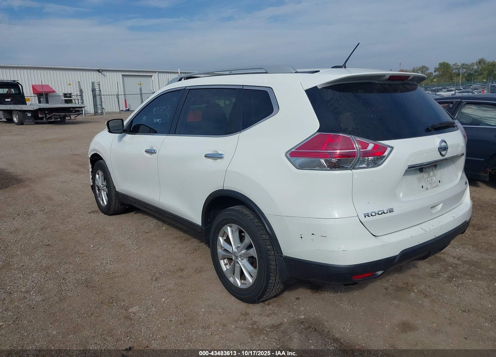 2015 NISSAN ROGUE SV VIN: 5N1AT2MT4FC923757