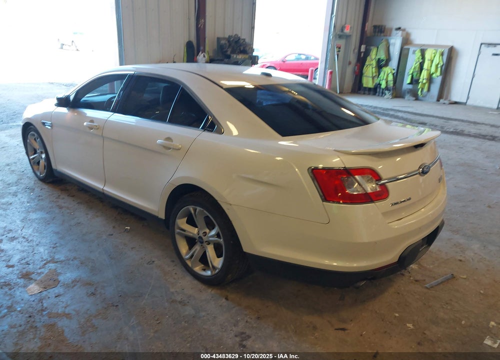 2011 FORD TAURUS VIN: 1FAHP2KT1BG186780