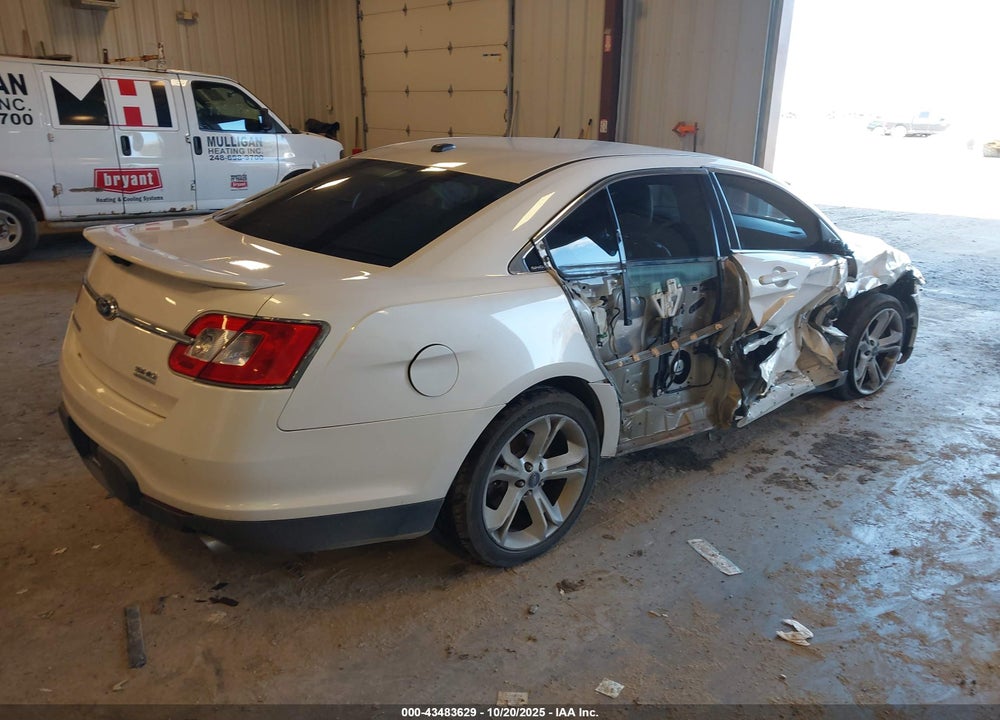 2011 FORD TAURUS VIN: 1FAHP2KT1BG186780
