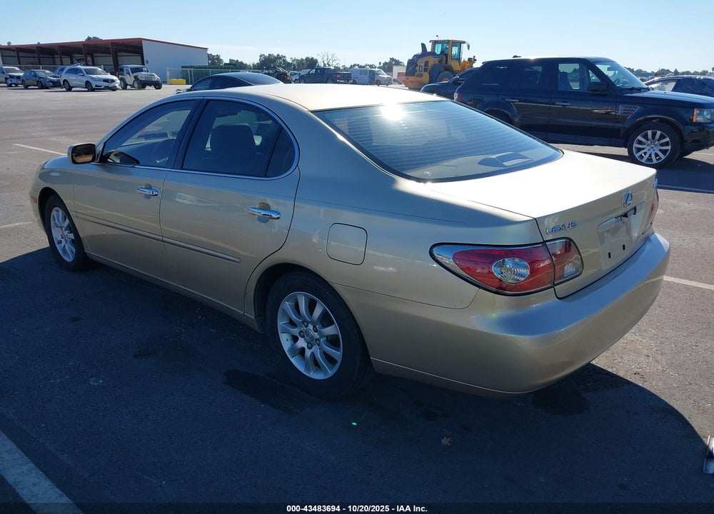 2002 LEXUS ES 300 VIN: JTHBF30G920059121