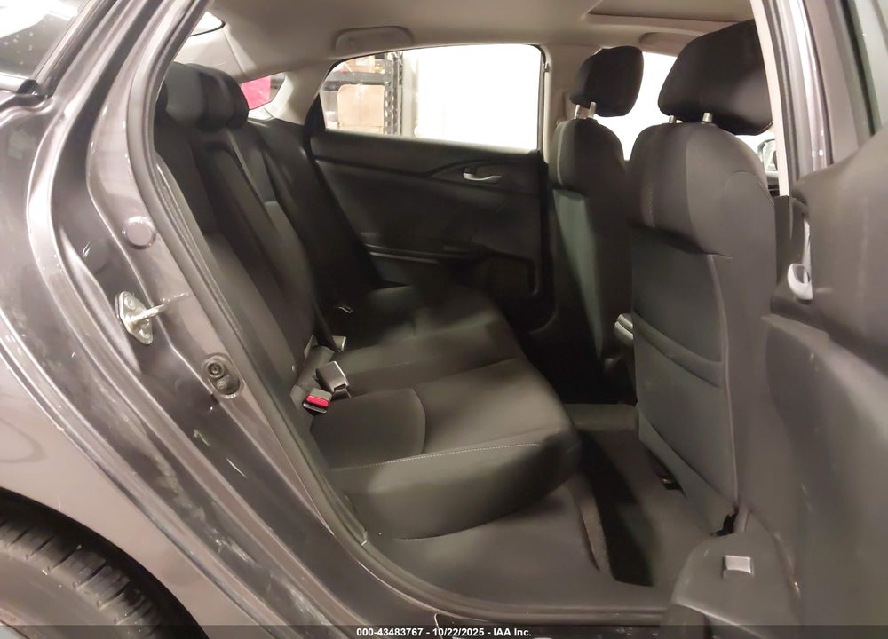 2017 HONDA CIVIC EX VIN: 19XFC2F70HE015036