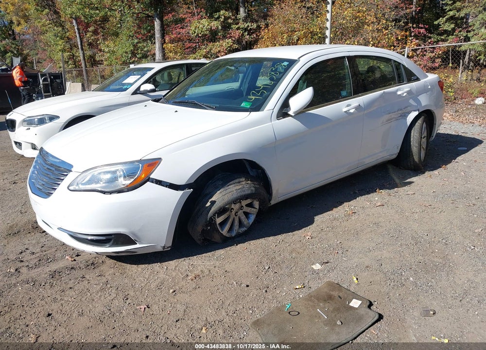 2013 CHRYSLER 200 TOURING VIN: 1C3CCBBB4DN764722