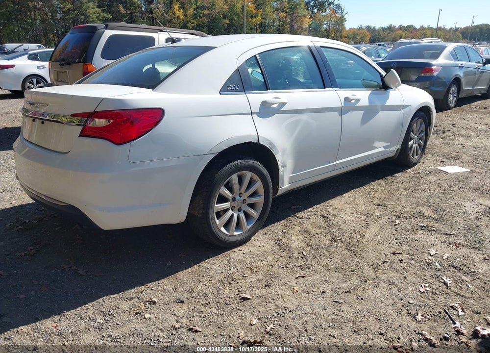 2013 CHRYSLER 200 TOURING VIN: 1C3CCBBB4DN764722