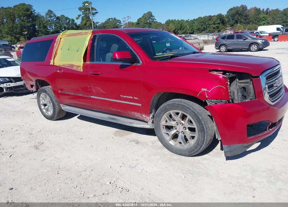 2015 GMC YUKON XL 1500 SLE VIN: 1GKS2GKC5FR158782