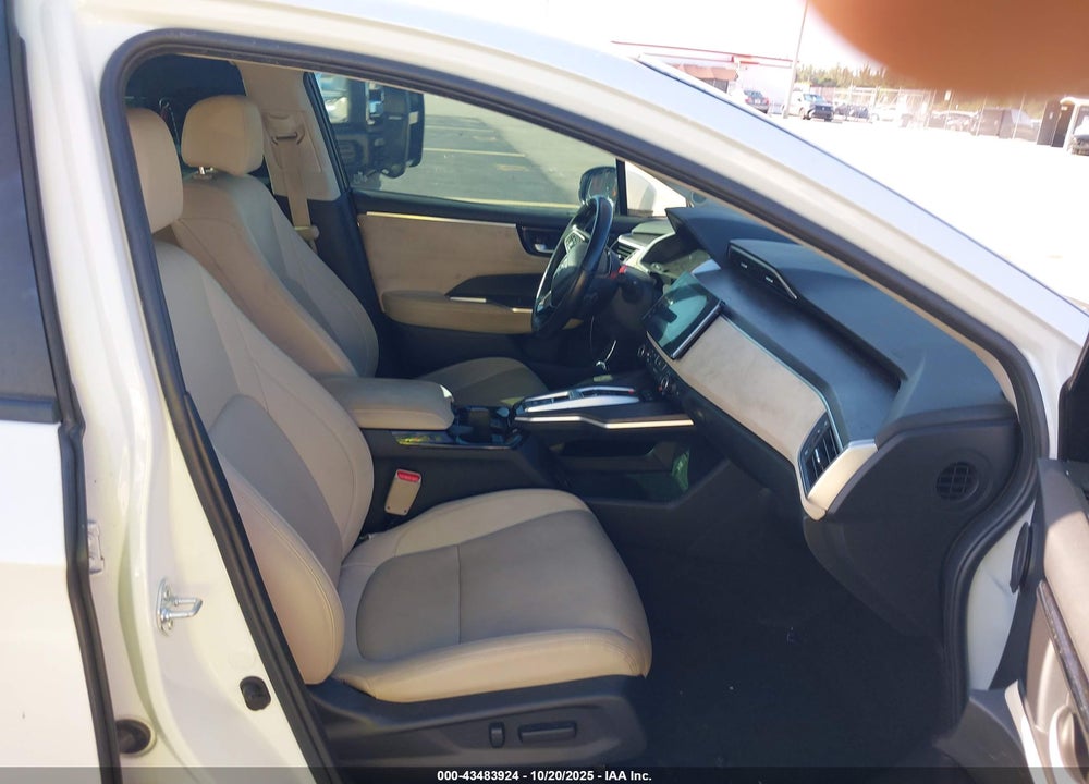 2019 HONDA CLARITY PLUG-IN HYBRID TOURING VIN: JHMZC5F32KC001468