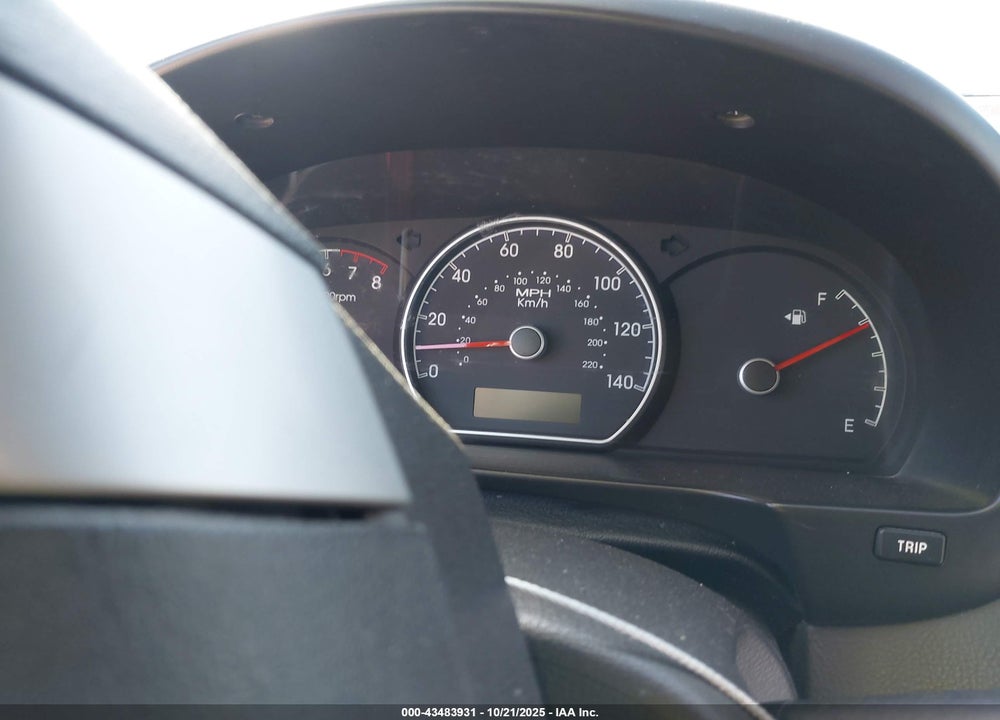 2010 HYUNDAI ELANTRA VIN: KMHDU4AD1AU851440