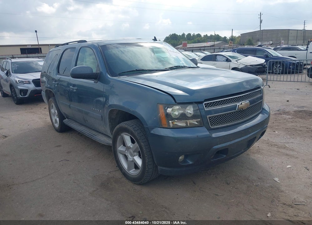 2008 CHEVROLET TAHOE LT VIN: 1GNFC13068R270349