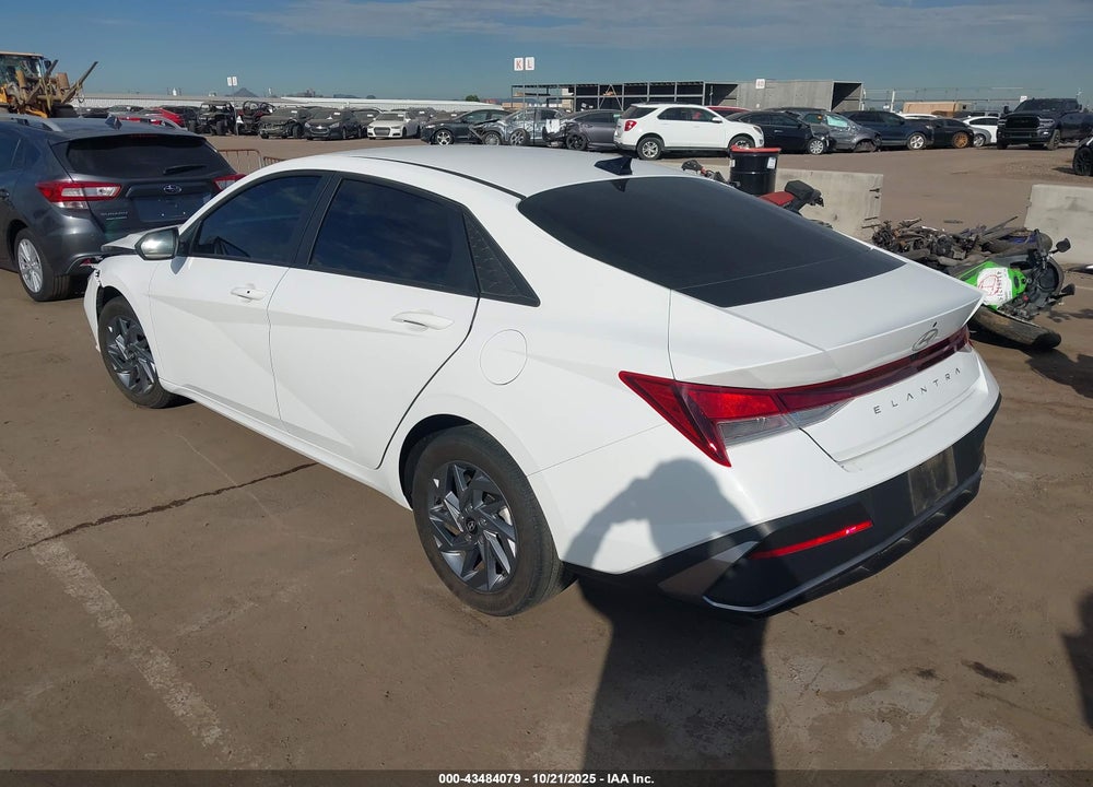 2024 HYUNDAI ELANTRA SEL VIN: KMHLM4DG9RU766889