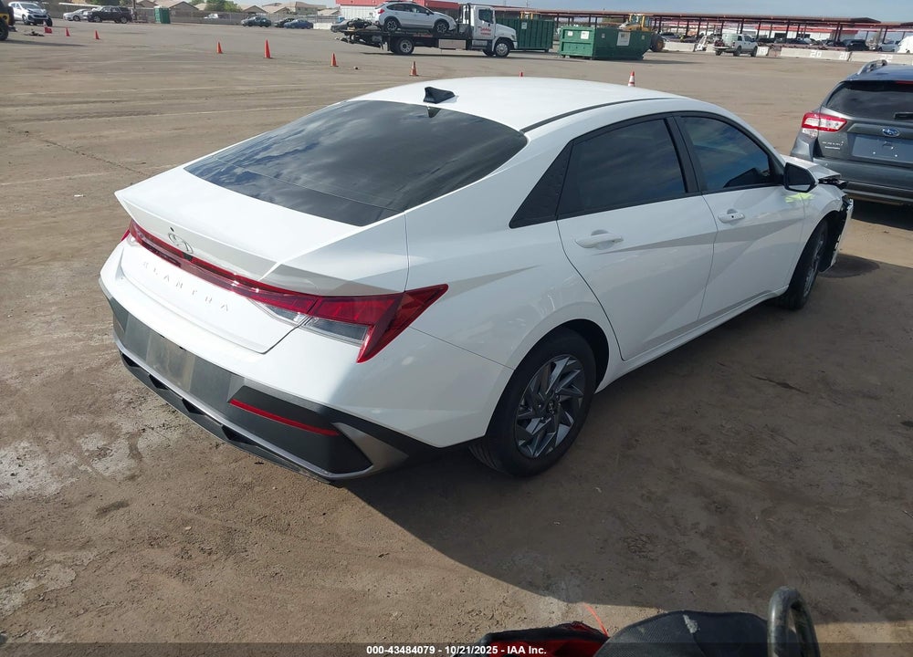 2024 HYUNDAI ELANTRA SEL VIN: KMHLM4DG9RU766889