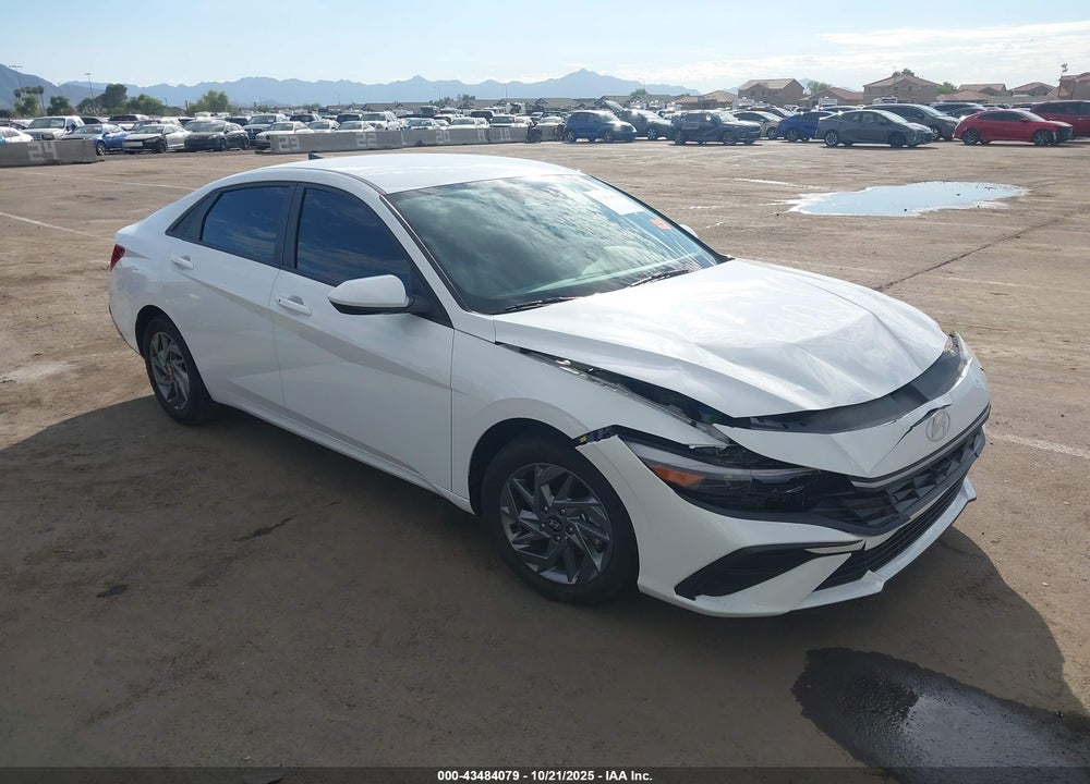 2024 HYUNDAI ELANTRA SEL VIN: KMHLM4DG9RU766889