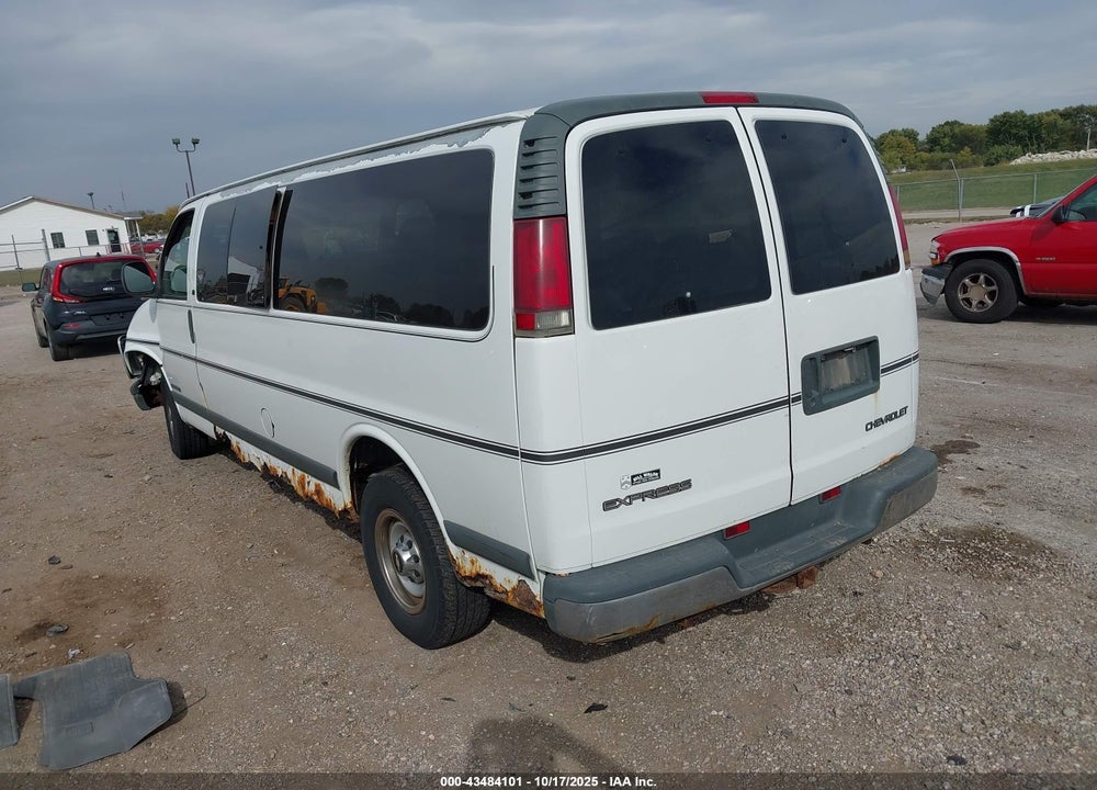 2001 CHEVROLET EXPRESS VIN: 1GAHG39RX11195224