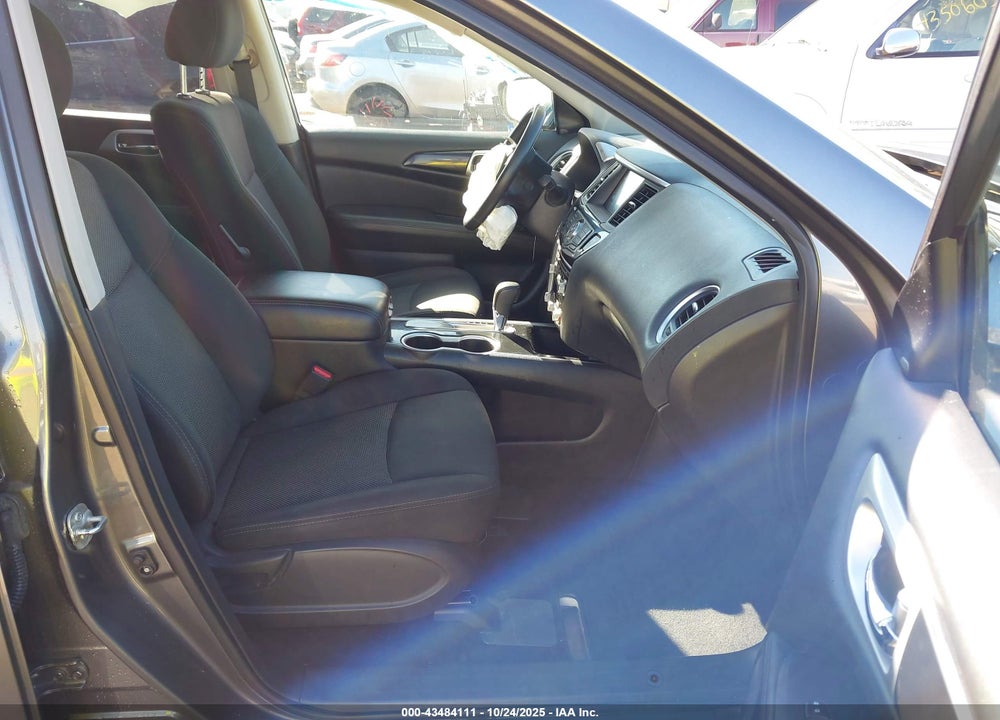 2020 NISSAN PATHFINDER SV 2WD VIN: 5N1DR2BN8LC591012