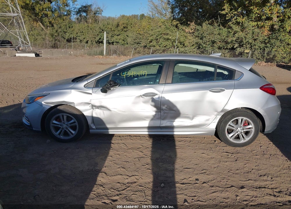 2017 CHEVROLET CRUZE VIN: 3G1BE6SM4HS583585