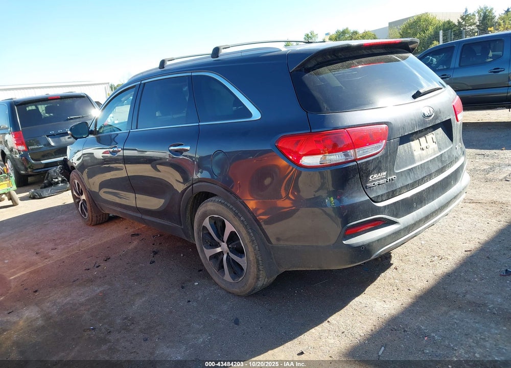 2017 KIA SORENTO 3.3L EX VIN: 5XYPH4A5XHG320375