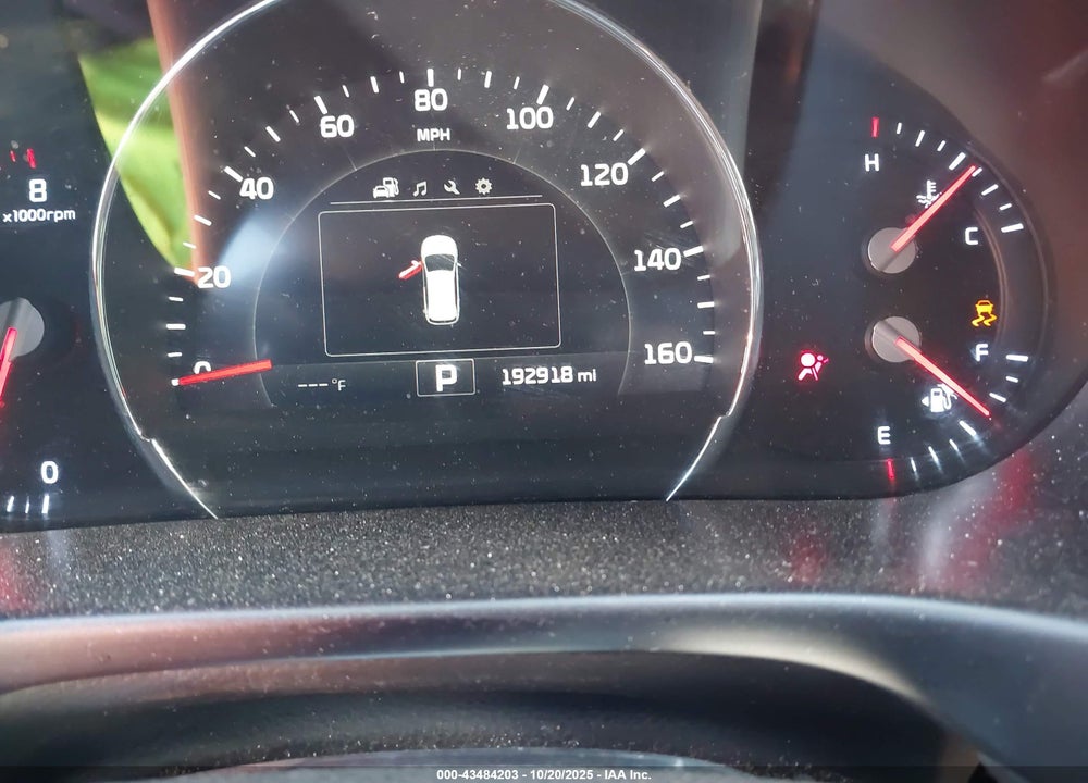 2017 KIA SORENTO 3.3L EX VIN: 5XYPH4A5XHG320375