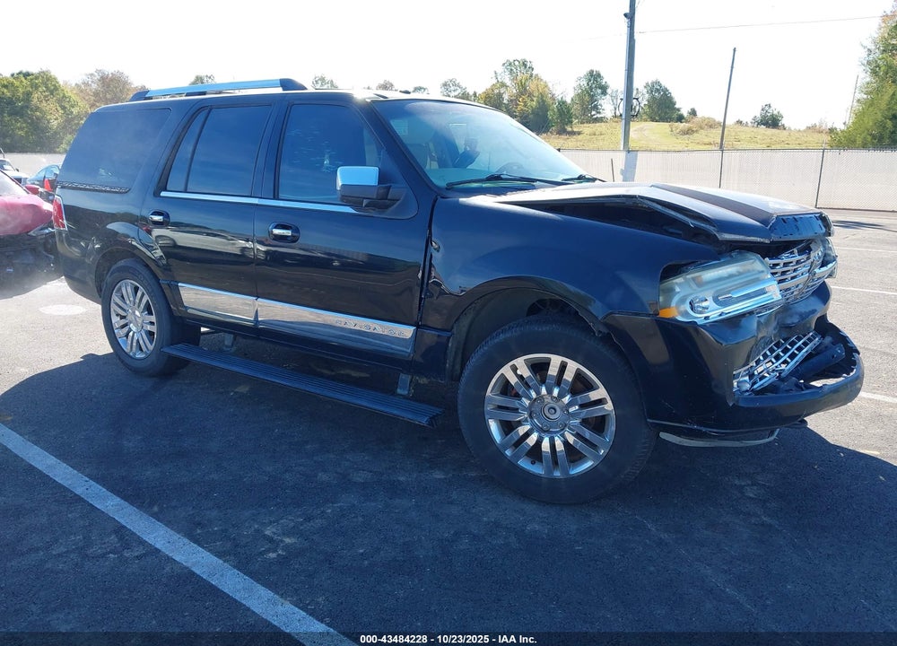 2007 LINCOLN NAVIGATOR ULTIMATE VIN: 5LMFU28537LJ10097