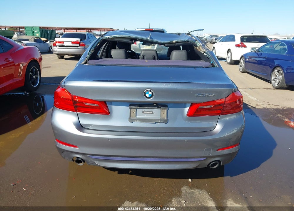2018 BMW 5 SERIES VIN: WBAJA5C59JWA57009